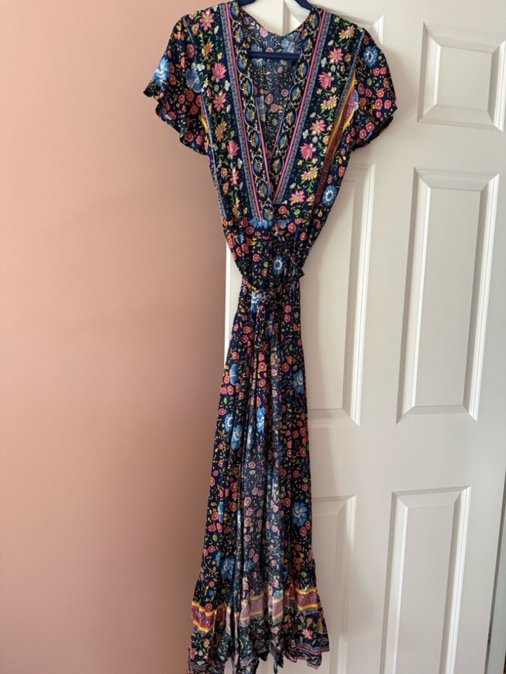 Source Unknown Navy Floral V-Neck Maxi Dress with Tie Waist